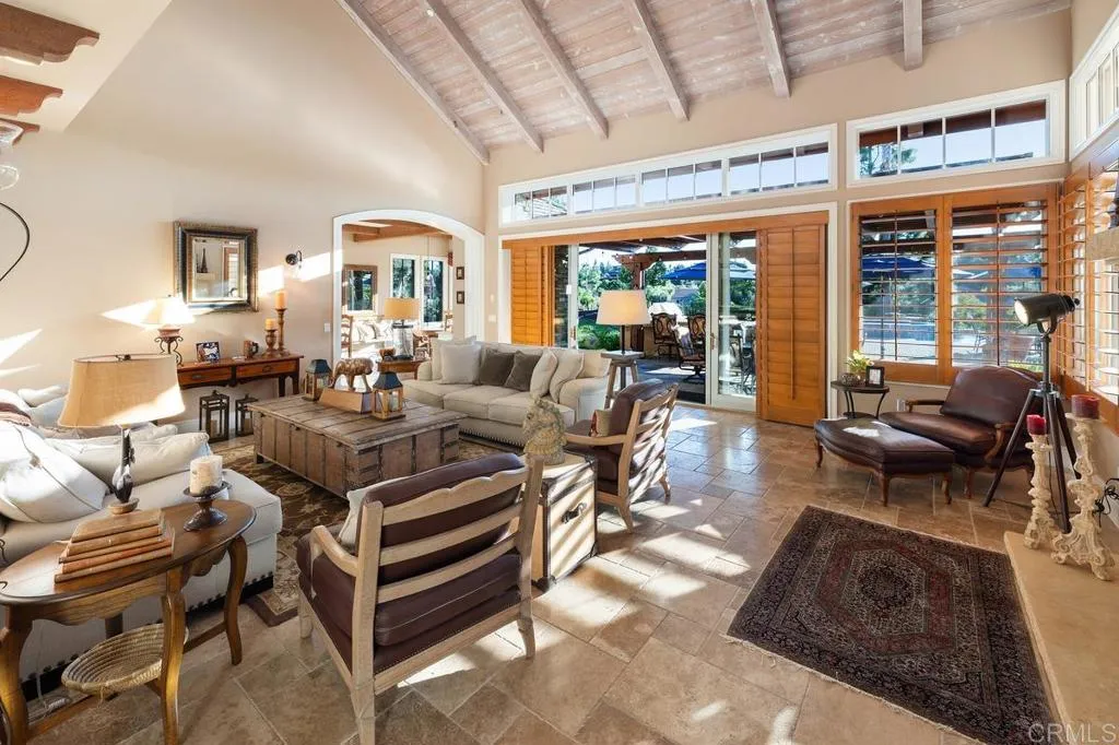 https://cdn.realtyfeed.com/cdn/127/306607473/47959137340ec7c901c39116e332edd7.webp