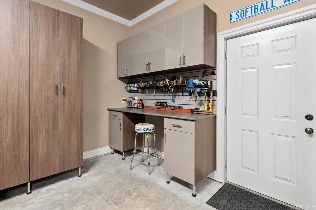 https://cdn.realtyfeed.com/cdn/127/306607473/7cf1f1f200cf350e5b295496421ff1b3.webp