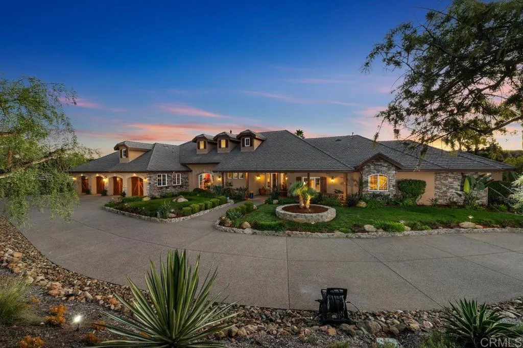 https://cdn.realtyfeed.com/cdn/127/306607473/9acb16bd51f9fe94522be1e3f8930abc.webp