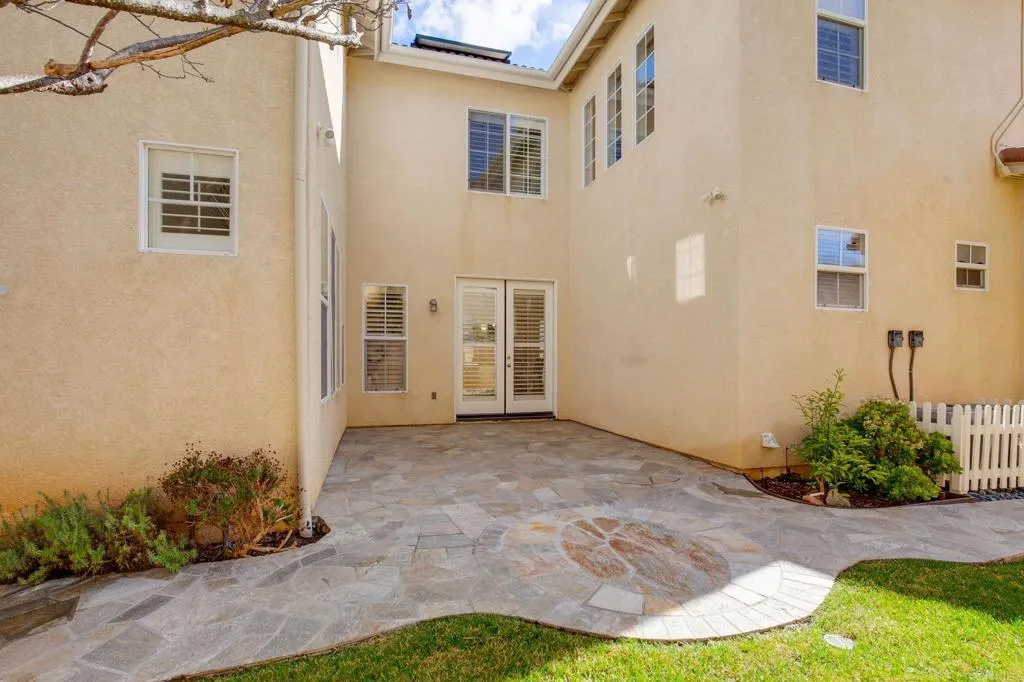 https://cdn.realtyfeed.com/cdn/127/306607516/0b8ac067502e95884f3c6a0fe2c684c8.webp