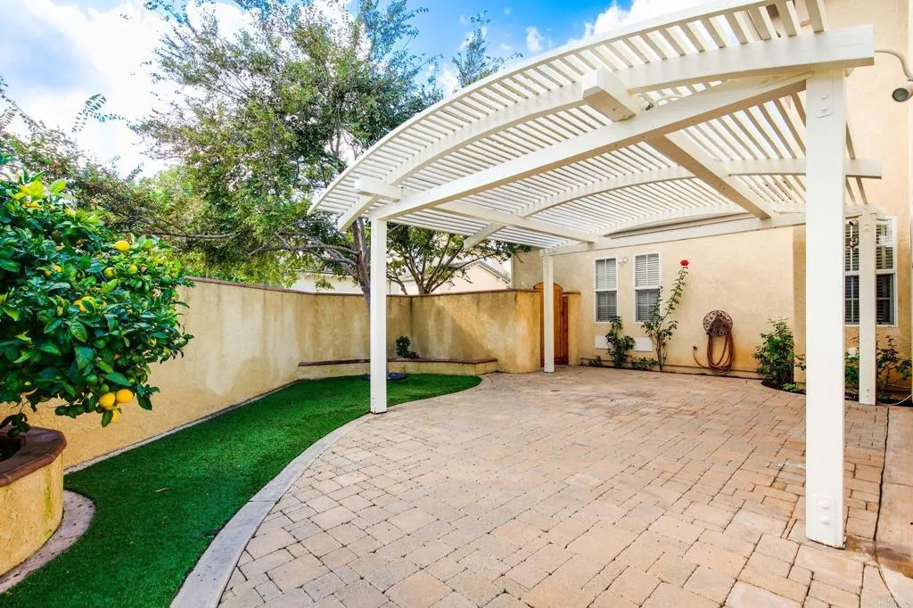 https://cdn.realtyfeed.com/cdn/127/306607516/6ea84eb1926e7dc2aa9529118728b357.webp