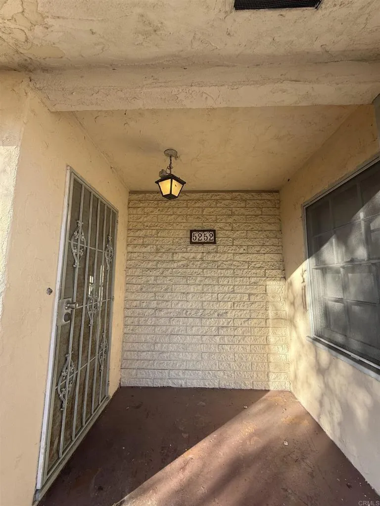 https://cdn.realtyfeed.com/cdn/127/306607526/af943bb22008c4f3d5f42b7ec9e18961.webp