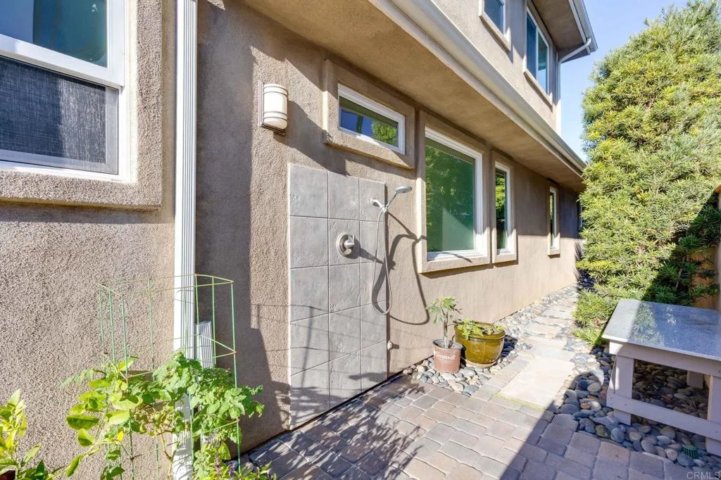 https://cdn.realtyfeed.com/cdn/127/306607677/418a7f0f5b2240ed7bcc60022c728358.webp