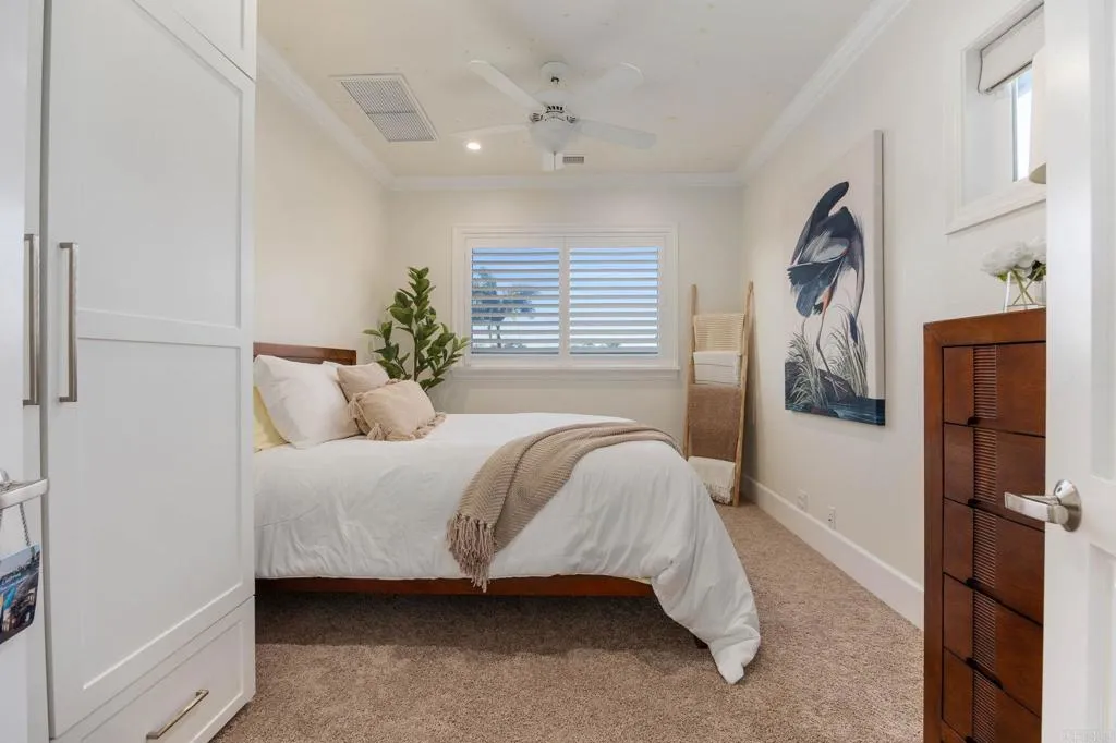 https://cdn.realtyfeed.com/cdn/127/306607677/720bd5b43d61f4607630603e5a200211.webp