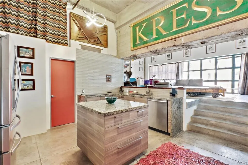 Long Beach, CA 90802