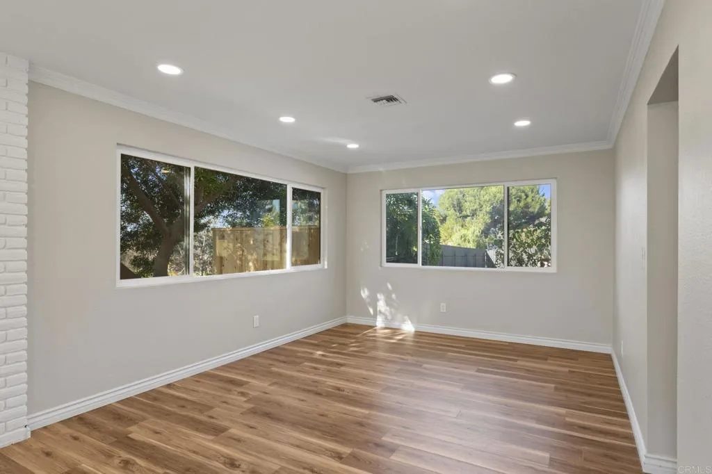 https://cdn.realtyfeed.com/cdn/127/306607782/29dbf28b317b597bd0a09651f784ad79.webp