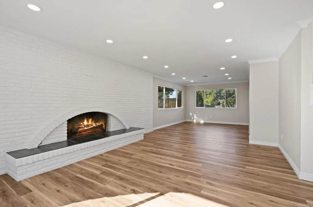 https://cdn.realtyfeed.com/cdn/127/306607782/4a33de3db7060b28025f051e16d3460c.webp