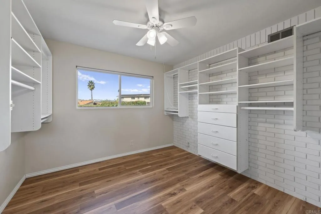 https://cdn.realtyfeed.com/cdn/127/306607782/84c210c86d4892445358809cbe7e1fe1.webp