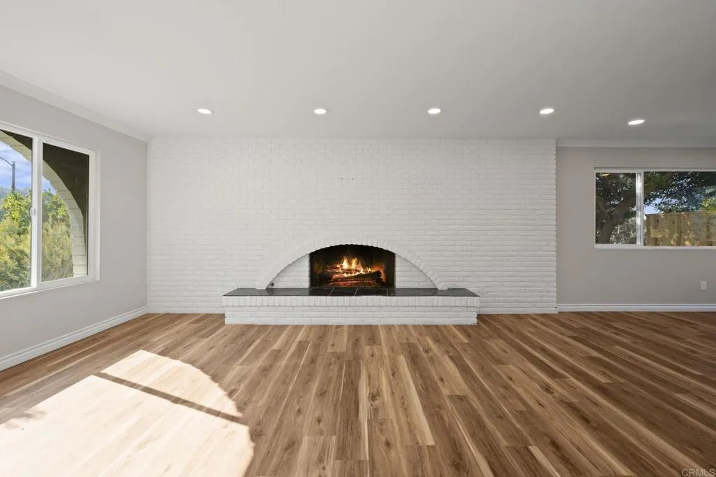 https://cdn.realtyfeed.com/cdn/127/306607782/8b157d8be7ced450083af63f55299049.webp