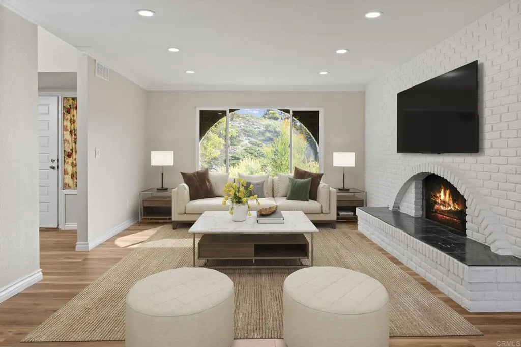 https://cdn.realtyfeed.com/cdn/127/306607782/e660ac6ff86a9e08465a36c9b52528dd.webp