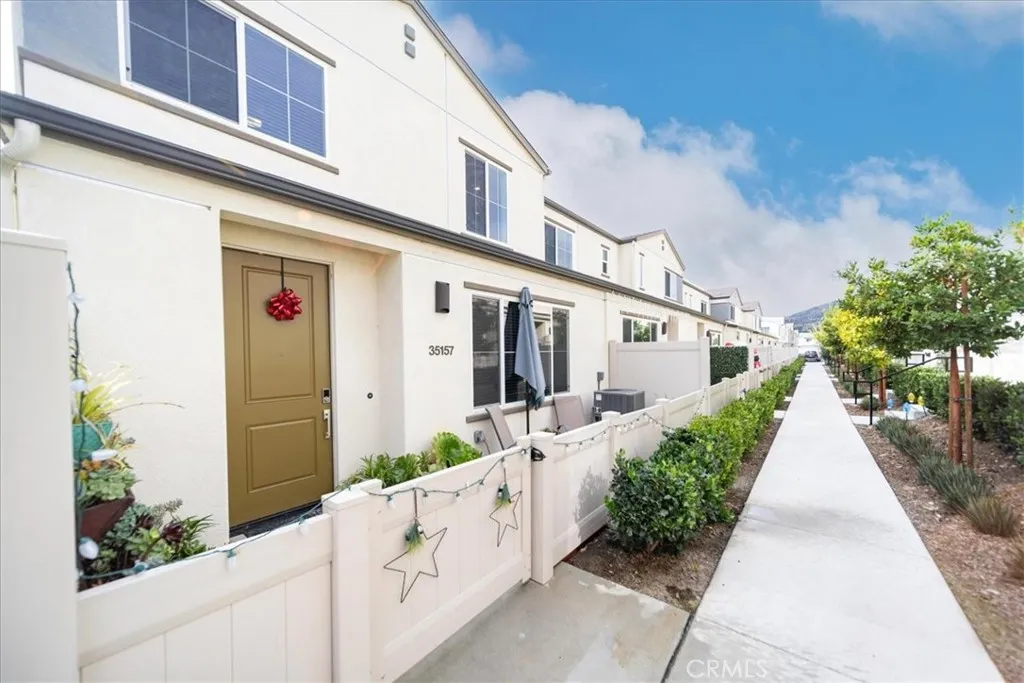 Photo #2: SW25279262 Listing: Photo #2