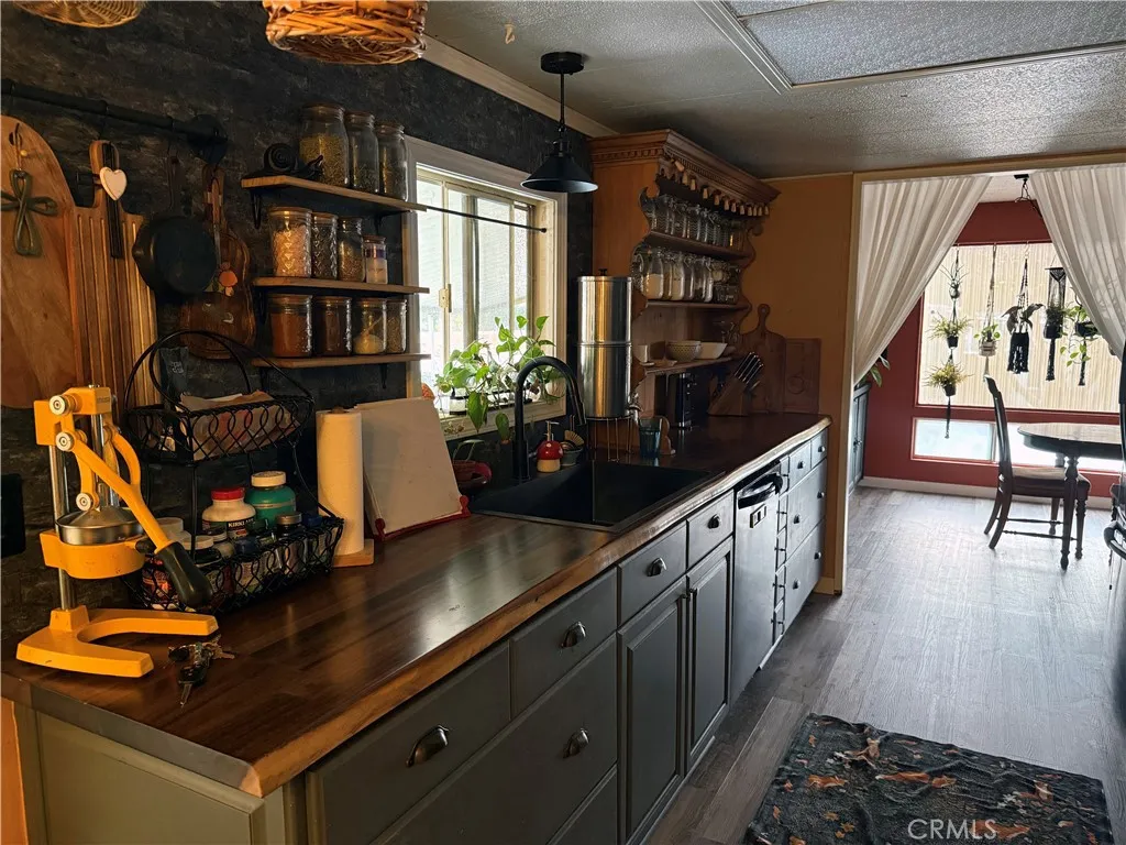 https://cdn.realtyfeed.com/cdn/127/306607936/932799453c5f2610401060cb7a22c06e.webp