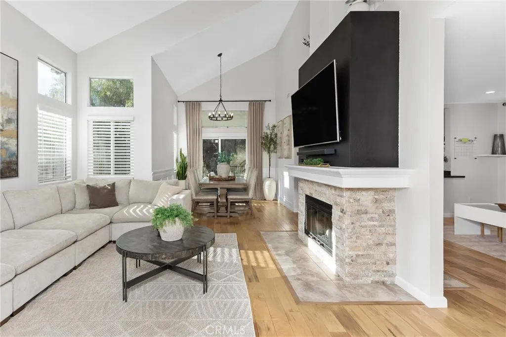https://cdn.realtyfeed.com/cdn/127/306607938/bc5d015ac4b76750b9ff1694562a8466.webp