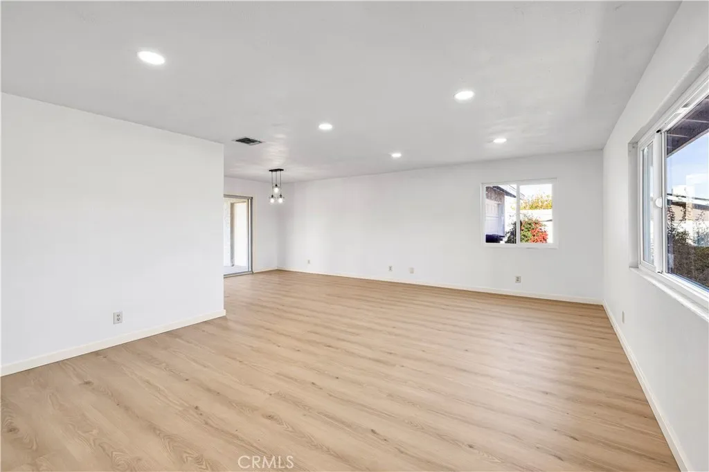 7010 Airway Avenue, Yucca Valley, CA 92284 - Photo 4 of 68, Yucca Valley, CA