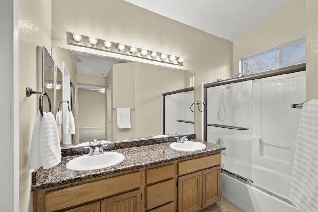 https://cdn.realtyfeed.com/cdn/127/306608046/133d694e9a01c1f726e210e934a0571f.webp