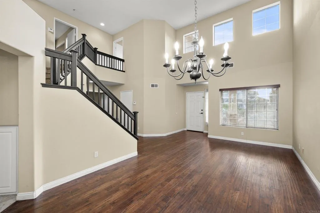 https://cdn.realtyfeed.com/cdn/127/306608046/bba90d3b38a1ea6c7d9391070a68d9cd.webp