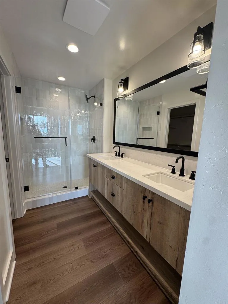 Photo #10: NDP2511580 Listing: Photo #10