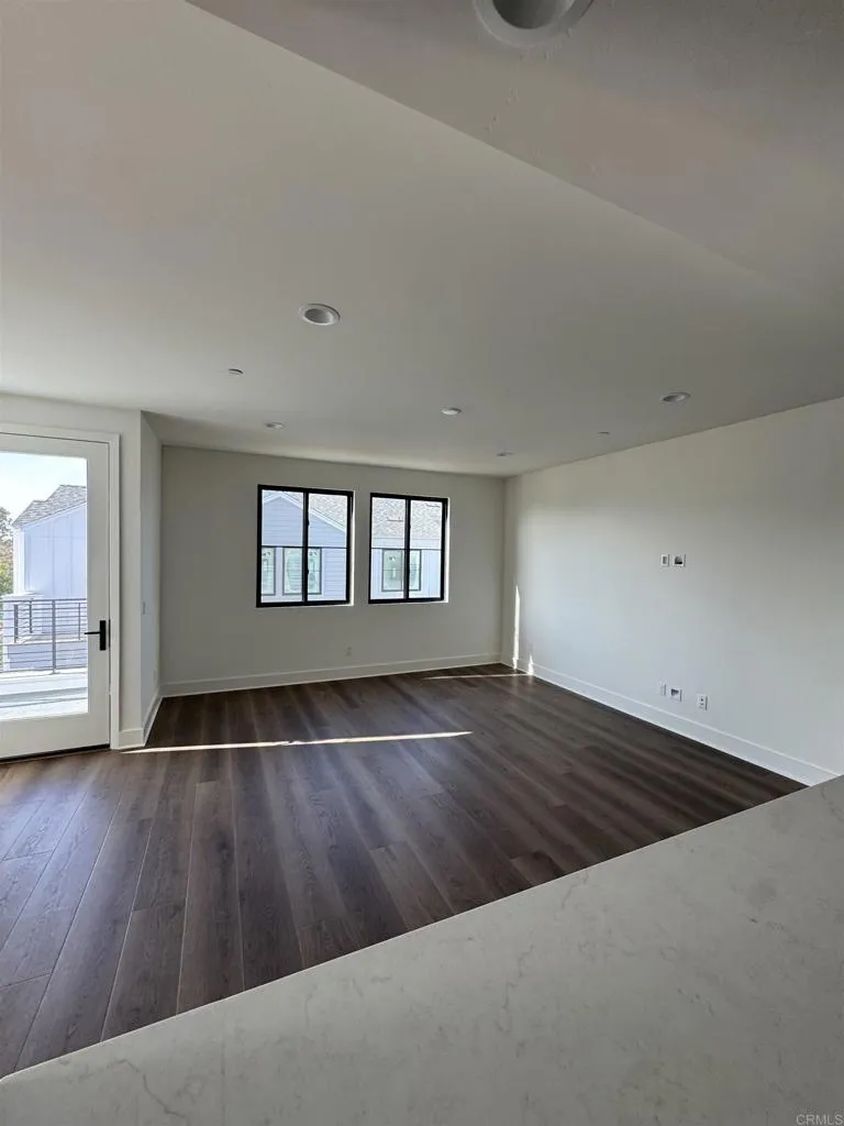 Photo #7: NDP2511580 Listing: Photo #7