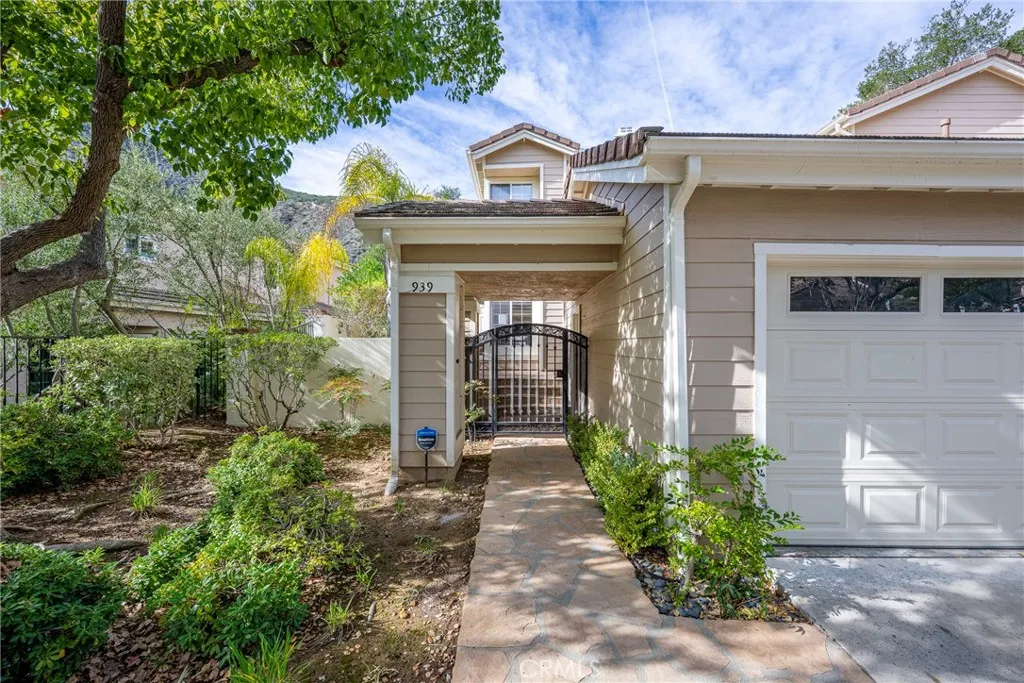 939 Blue Mountain, Westlake Village, CA 91362 - Photo 4 of 68, Westlake Village, CA