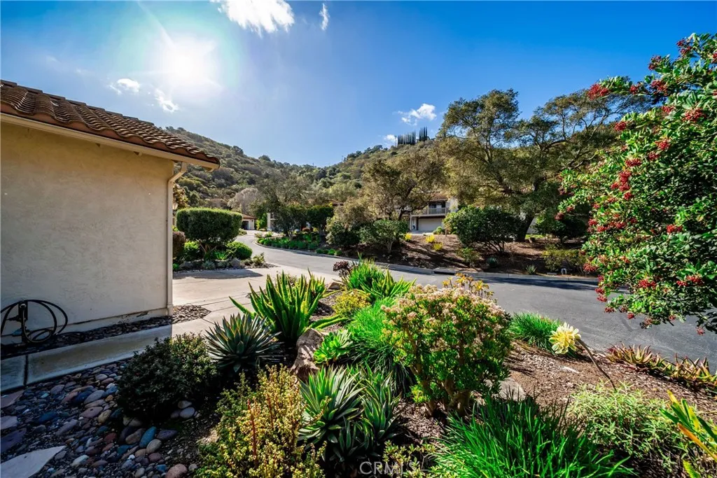 https://cdn.realtyfeed.com/cdn/127/306608113/c3c787489a35c963c38cc1adca807278.webp