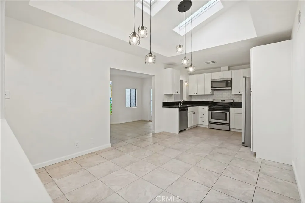 14746 Jaguar, Mission Hills (San Fernando), CA 91345 - Photo 2 of 18, Mission Hills (san Fernando), CA