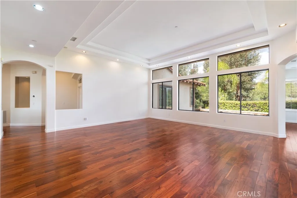 https://cdn.realtyfeed.com/cdn/127/306608256/5e0b7ab51bec925a1781a2e704427f7f.webp