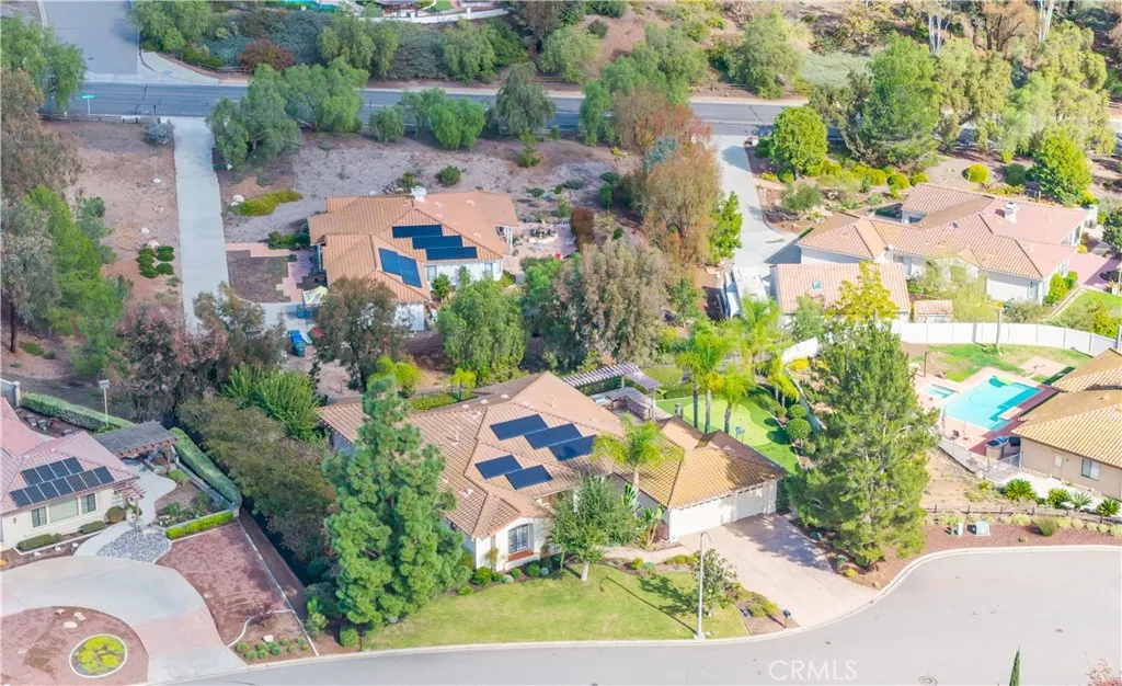 https://cdn.realtyfeed.com/cdn/127/306608256/b610991b3e0f515243d27f066bc96d89.webp