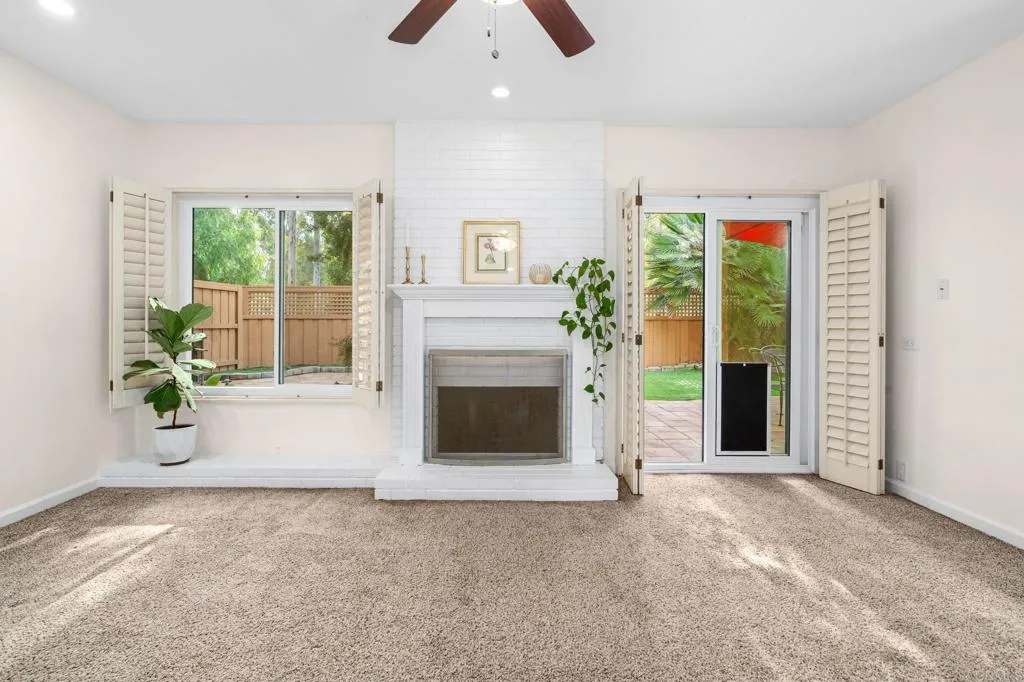 https://cdn.realtyfeed.com/cdn/127/306608269/887cdf5870270c147a0ac4c97ae2c06e.webp