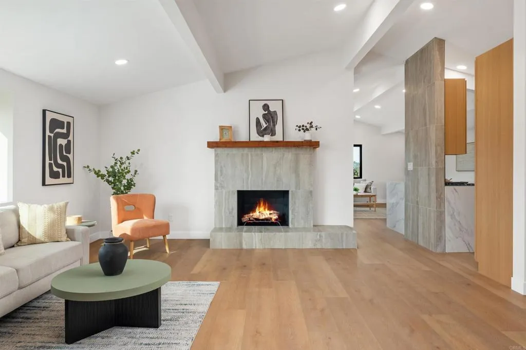 https://cdn.realtyfeed.com/cdn/127/306608308/1fa889938aaf9cb8c4dd3d9009fabe12.webp