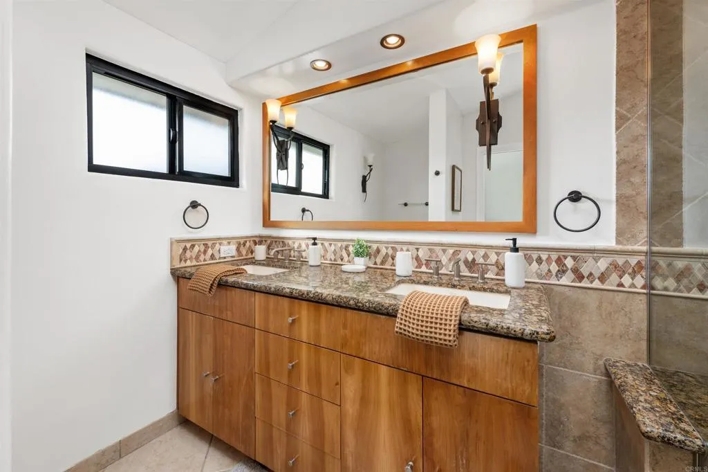 https://cdn.realtyfeed.com/cdn/127/306608308/88094277130c6a0fa6f8d6e6e11e3a54.webp