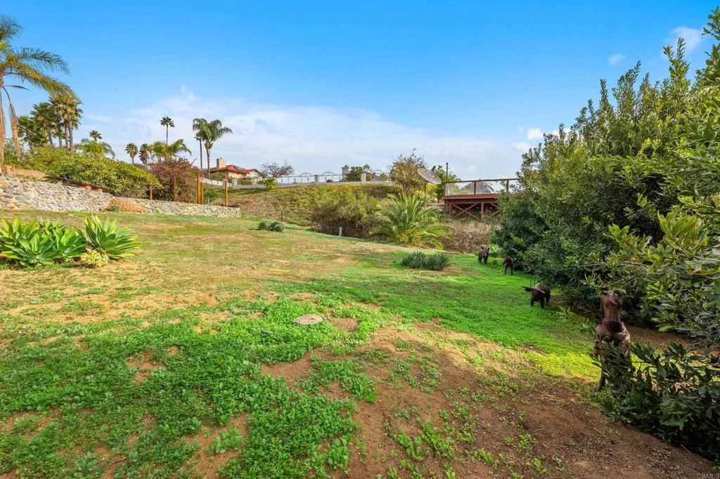 https://cdn.realtyfeed.com/cdn/127/306608308/b5c190f18a4e648a7e1a1704b7f8ace9.webp