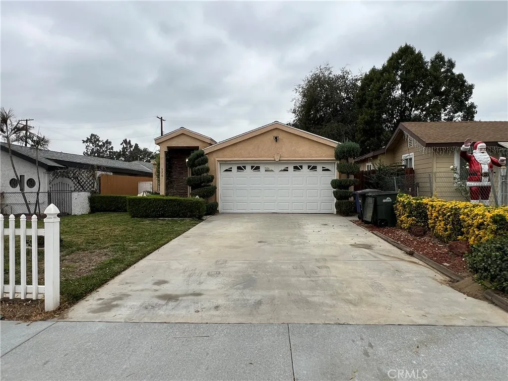 928 S Bon View Ave, Ontario, CA 91761 - Main photo, Ontario, CA