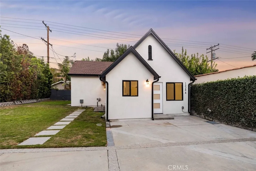 1324 Winchester Avenue Unit A, Glendale, CA 91201 - Main photo, Glendale, CA