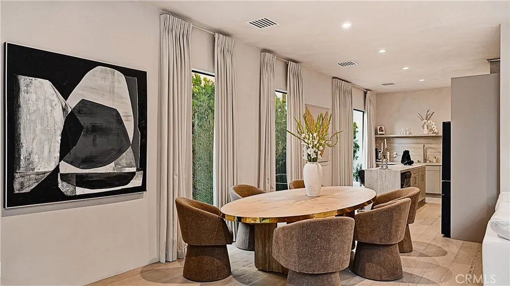 8840 Ashcroft Avenue, West Hollywood, CA 90048