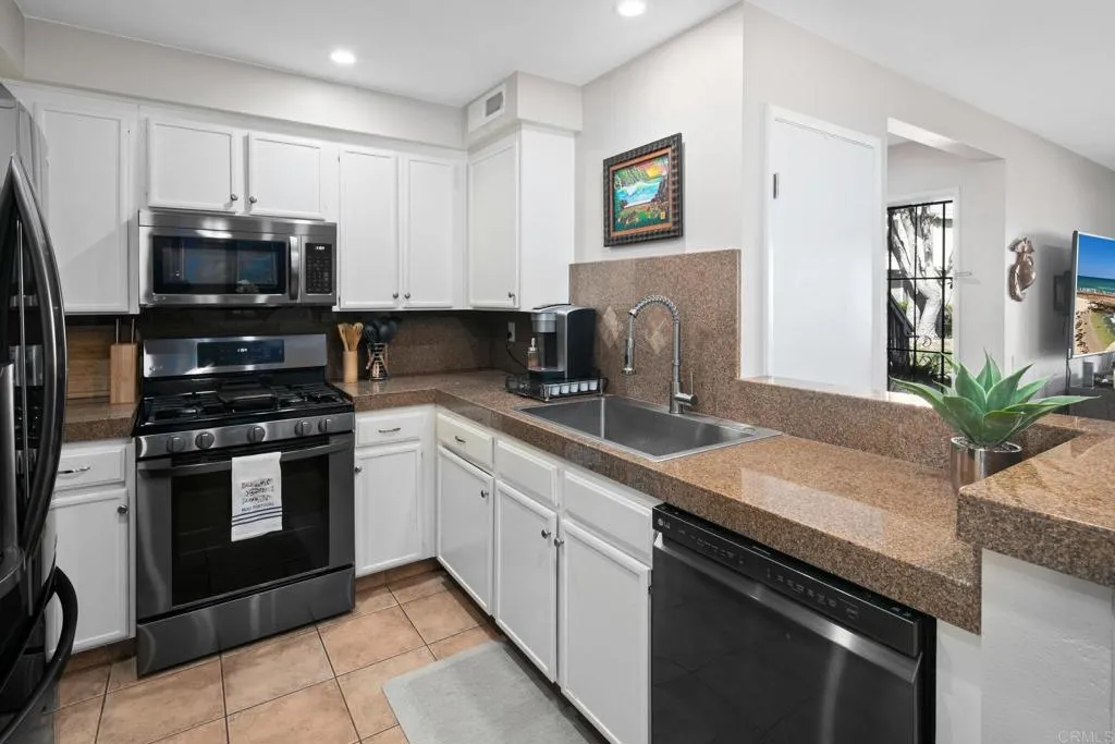 12237 Carmel Vista Road Unit 161, San Diego, CA 92130 - Photo 5 of 30, San Diego, CA
