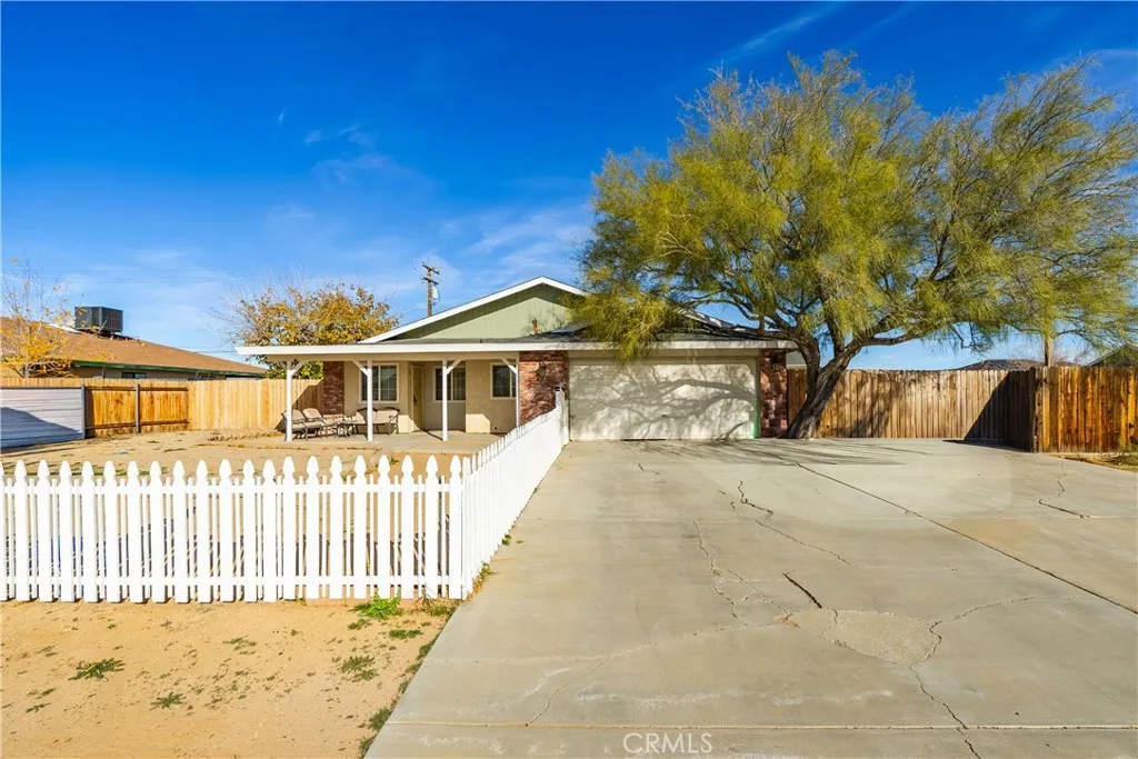 8811 Satinwood, California City, CA 93505 - Photo 4 of 33, California City, CA