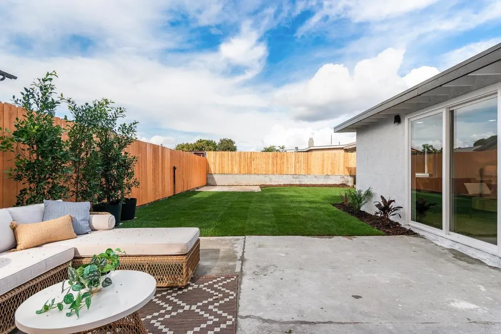 https://cdn.realtyfeed.com/cdn/127/306608417/87ca56354bf71624bf557ef443e23080.webp