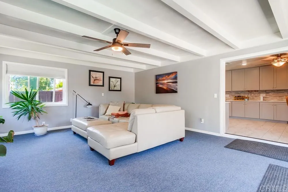 https://cdn.realtyfeed.com/cdn/127/306608448/10aede7e6b31045b12ffe866a230b335.webp