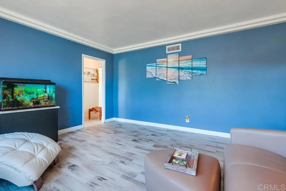 https://cdn.realtyfeed.com/cdn/127/306608448/882d3d441421b2fd3c0003633132c459.webp