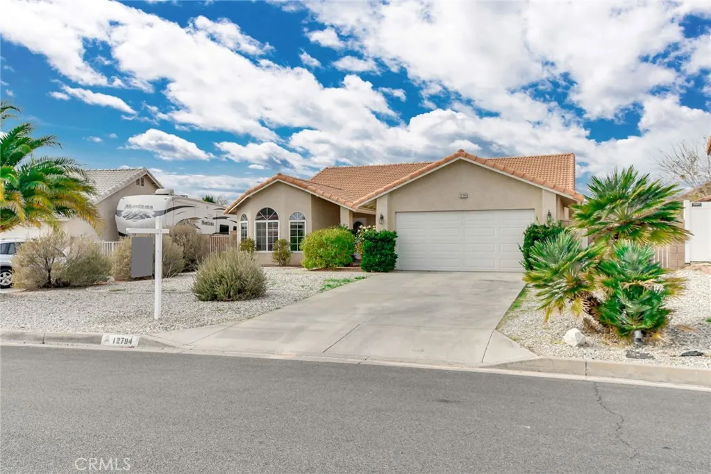 12794 Rain Shadow, Victorville, CA 92395 - Main photo, Victorville, CA