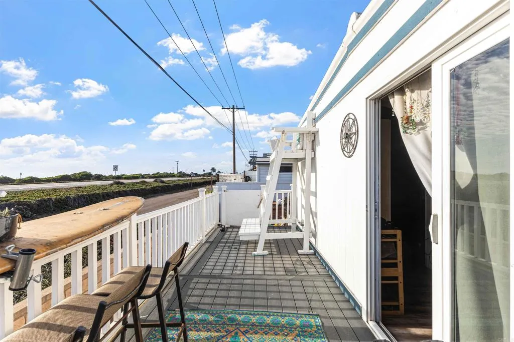 https://cdn.realtyfeed.com/cdn/127/306608639/31820cf669ca426d022170b3a109b905.webp