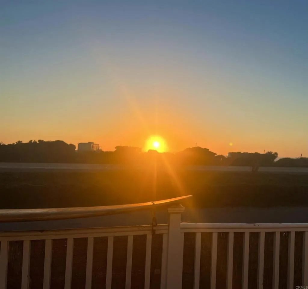 https://cdn.realtyfeed.com/cdn/127/306608639/3adce6737868013e0e47c34962f1a300.webp