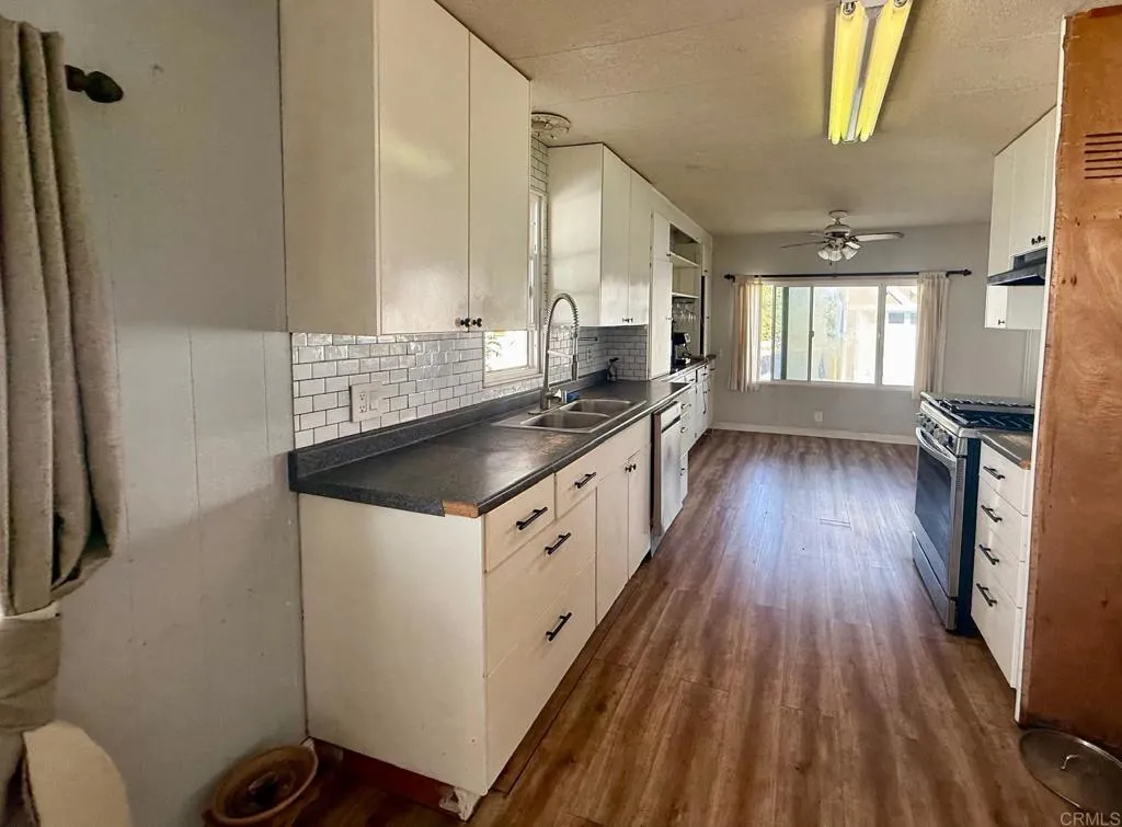 https://cdn.realtyfeed.com/cdn/127/306608639/e80235f8be4f01db14b40083510c914d.webp