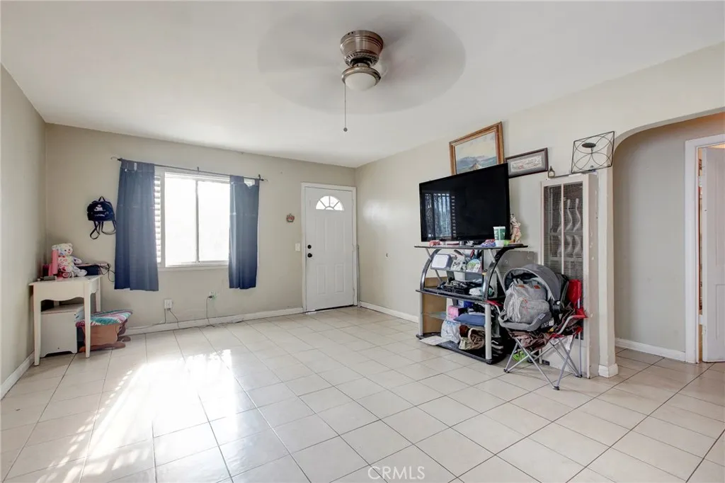 331 W 92nd Street, Los Angeles, CA 90003 - Photo 5 of 23, Los Angeles, CA