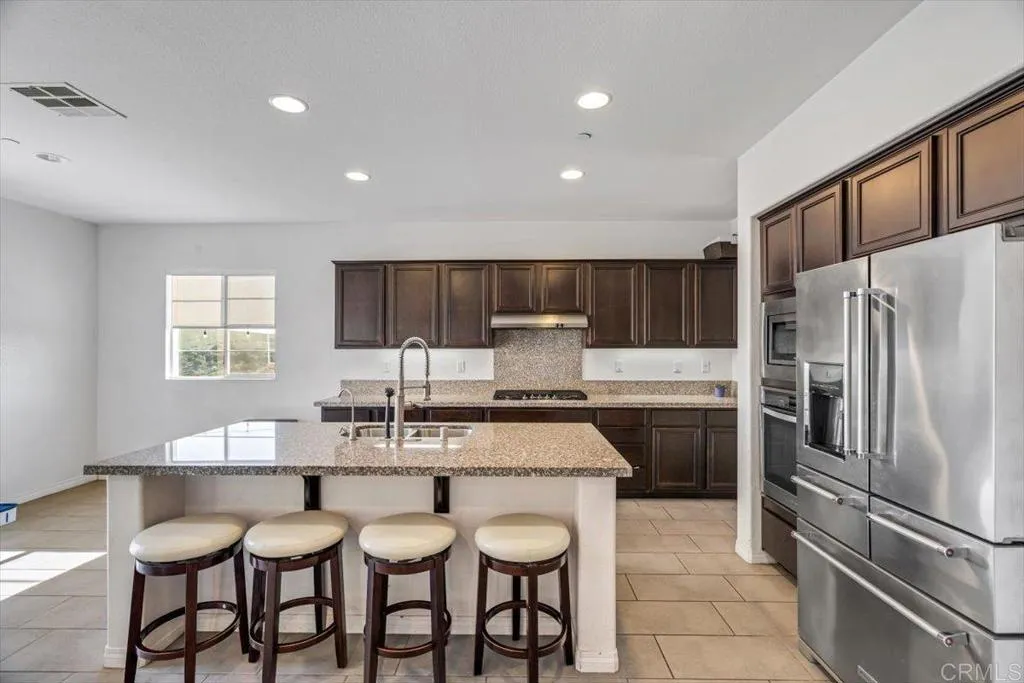 https://cdn.realtyfeed.com/cdn/127/306608684/375e377866d4575dc883801cc445cdb7.webp