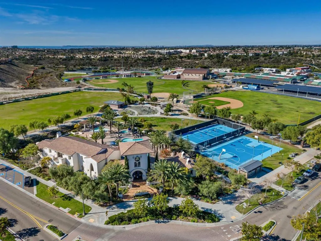 https://cdn.realtyfeed.com/cdn/127/306608684/3c00c36375fa095aed8e744f824b599b.webp