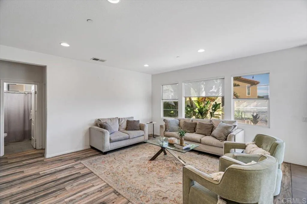 https://cdn.realtyfeed.com/cdn/127/306608684/3ee3029710beee244c2103cbf09296c9.webp