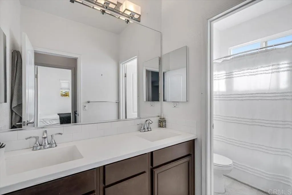 https://cdn.realtyfeed.com/cdn/127/306608684/41a05b7a3990404f163bf8b787736dfa.webp