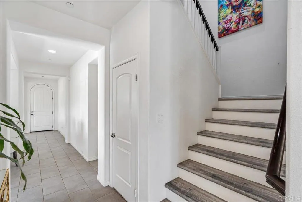 https://cdn.realtyfeed.com/cdn/127/306608684/55ca0942c279558e8b068cefe55b0105.webp