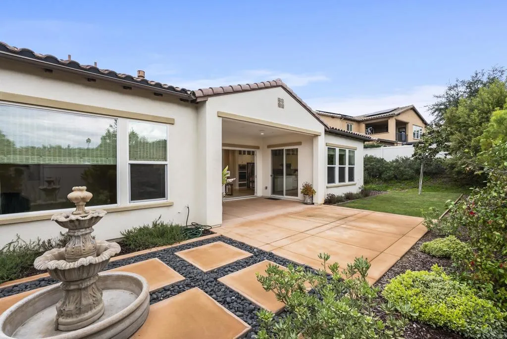 https://cdn.realtyfeed.com/cdn/127/306608730/63c6df9c312013a957f7e8156917a45e.webp